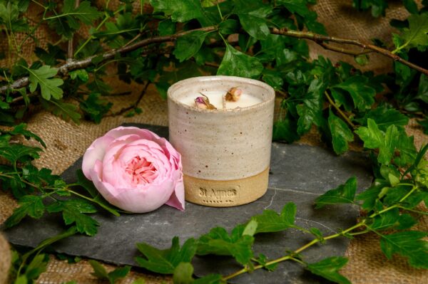 Rose Scented Single Wick Candle - Image 2