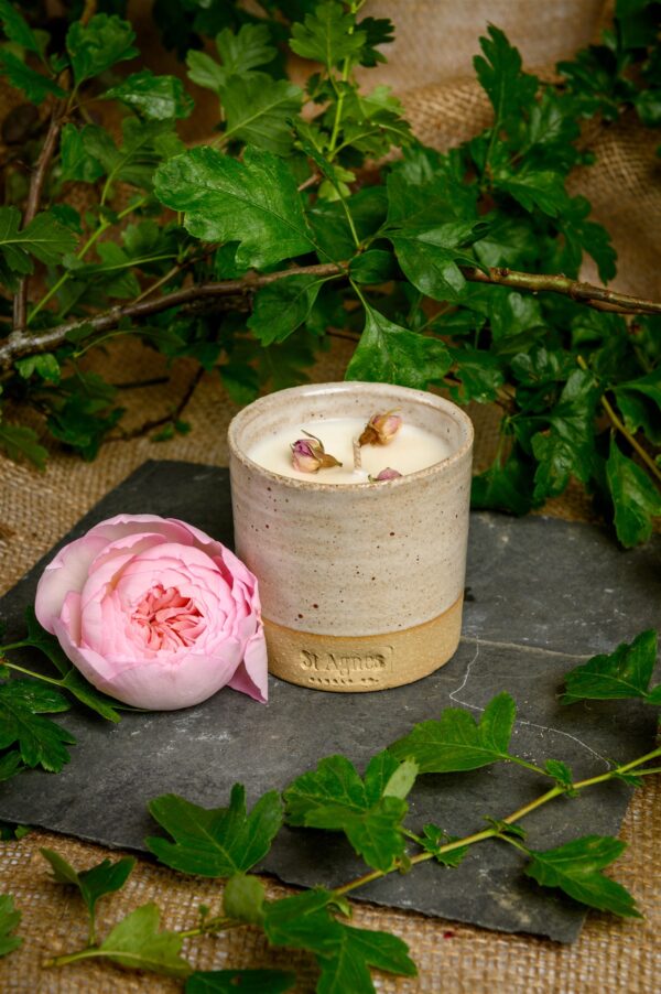 Rose Scented Single Wick Candle
